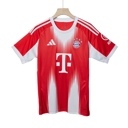 OLISE #17 Bayern Munich Otthon Mez 2025/26 Piros