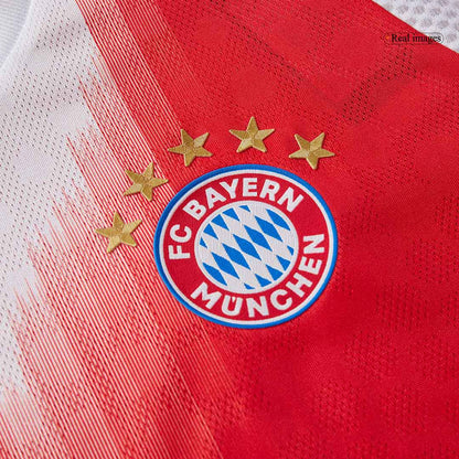 OLISE #17 Bayern Munich Játékos Otthon Mez 2025/26 Piros