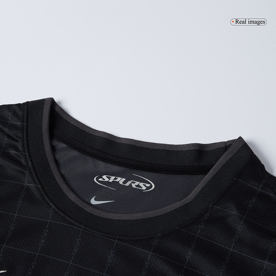 XAVI #7 Tottenham Hotspur 
 Idegen 
 Futball Mez 
2025/26 
 Fekete