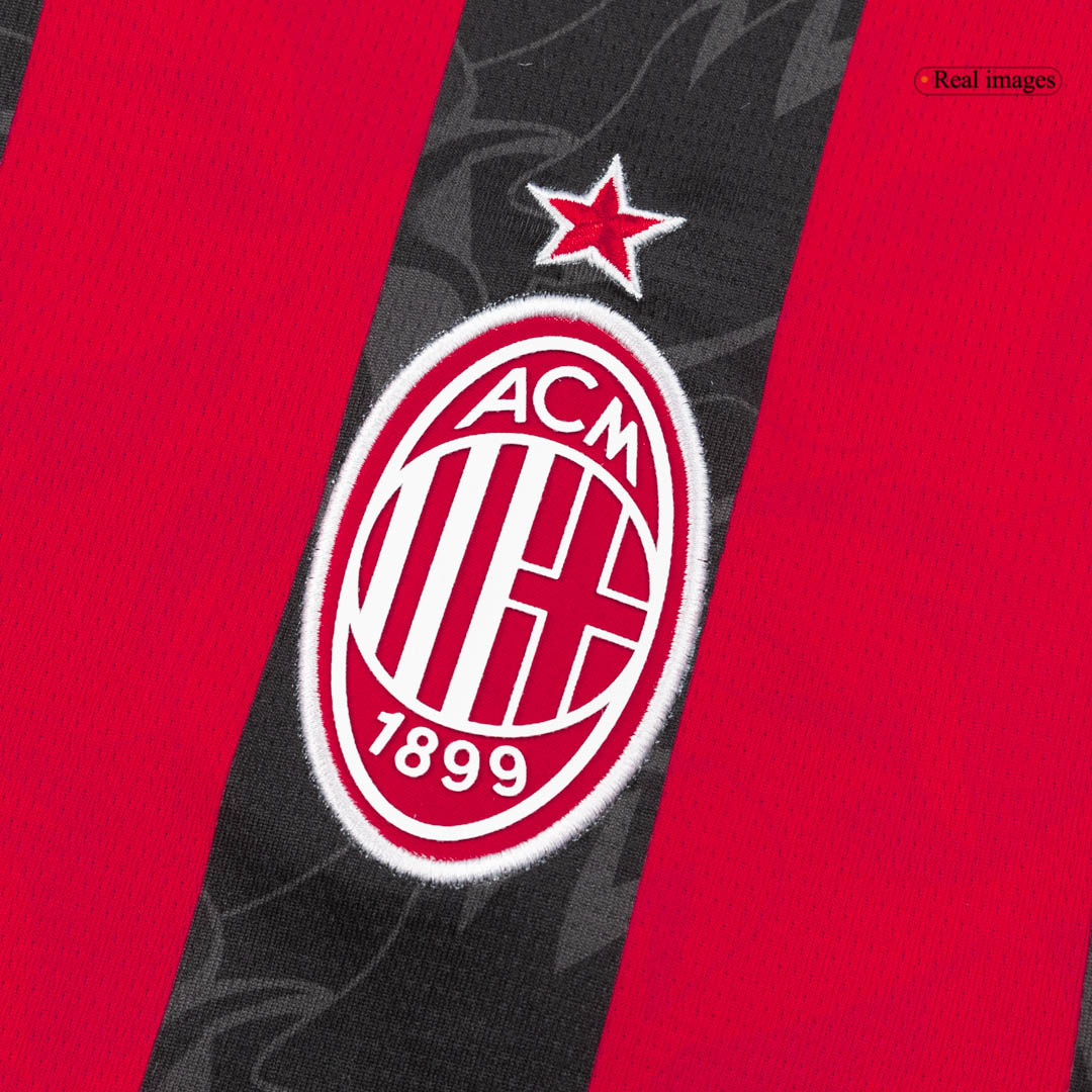 FOFANA #19 AC Milan
 Otthon Futball Mez 2025/26